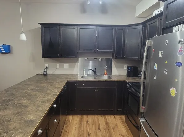 250 Hollywood Rd S #315, Kelowna, BC V1X 3S9