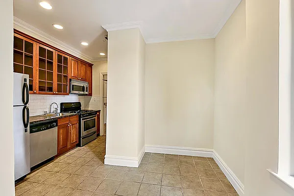 Rented by Weichert Realtors House & Home | media 29