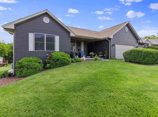 253 Osprey Rdg, Machesney Park, IL 61115