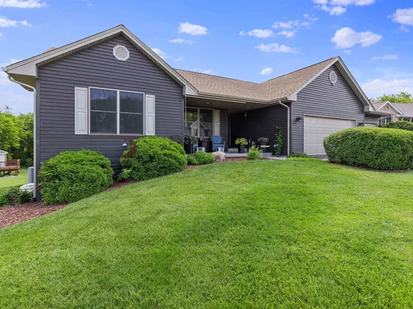 253 Osprey Rdg, Machesney Park, IL 61115