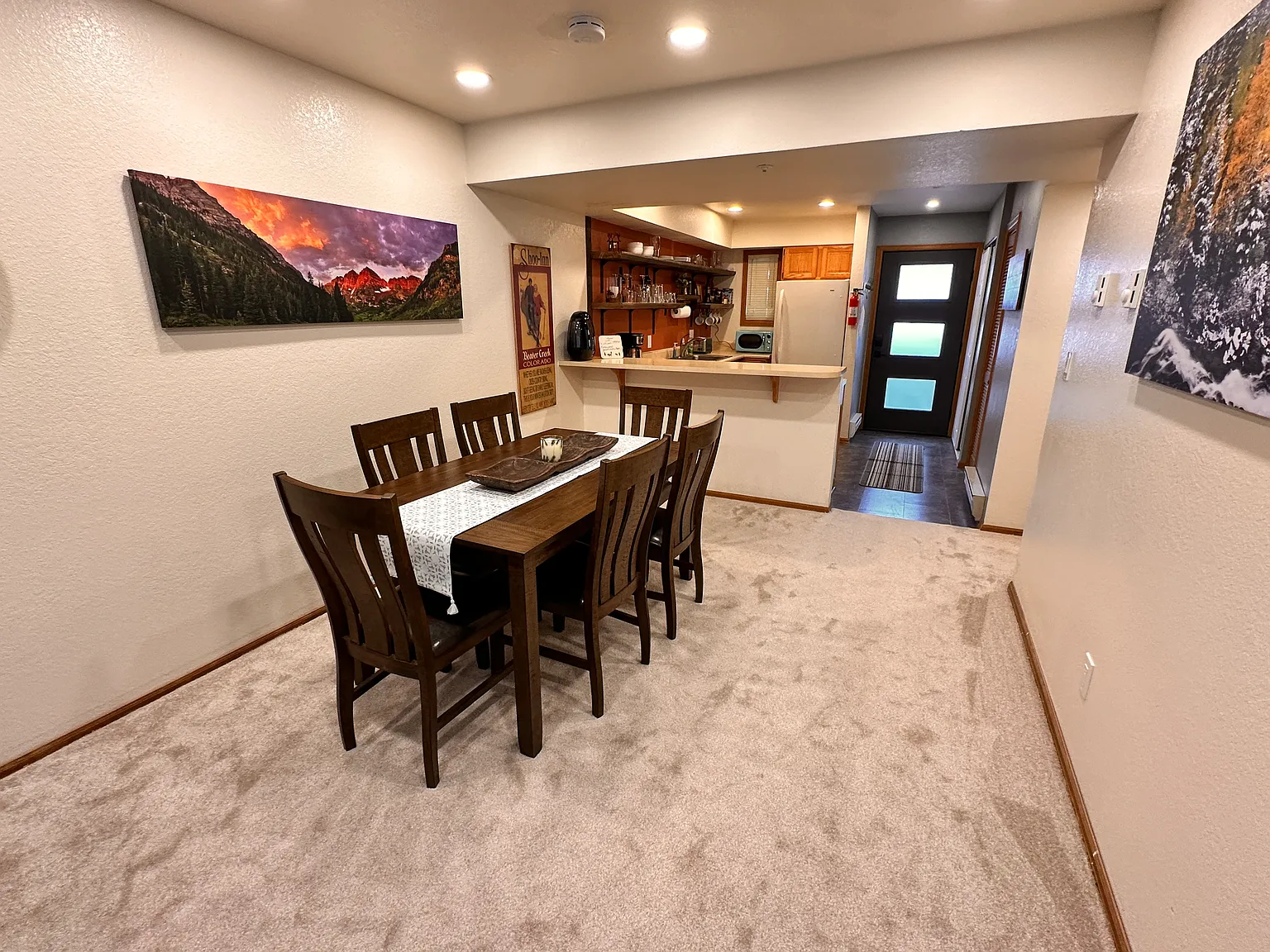 2 bed, 860 sqft, $2,400 — Photo 4