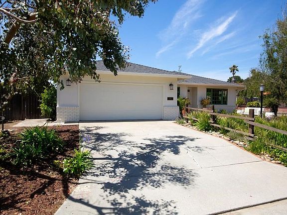 3rd image of 100 Pebble Beach Dr