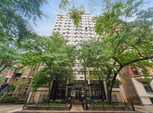 30 E Division St APT 15C, Chicago, IL 60610