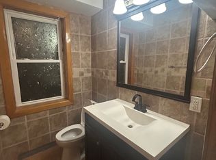 139 Narragansett Ave #1F, Barrington, RI 02806