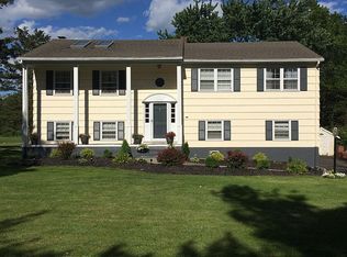 41 Somerset Ter, Bedminster, NJ 07921