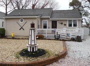 9 W Bates Ave, Villas, NJ 08251
