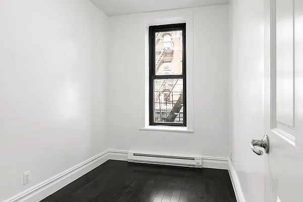 Rented by Compass | media 16