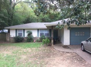 208 Lenwood Dr, Nacogdoches, TX 75964