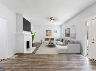 1251 W Poplar St, Griffin, GA