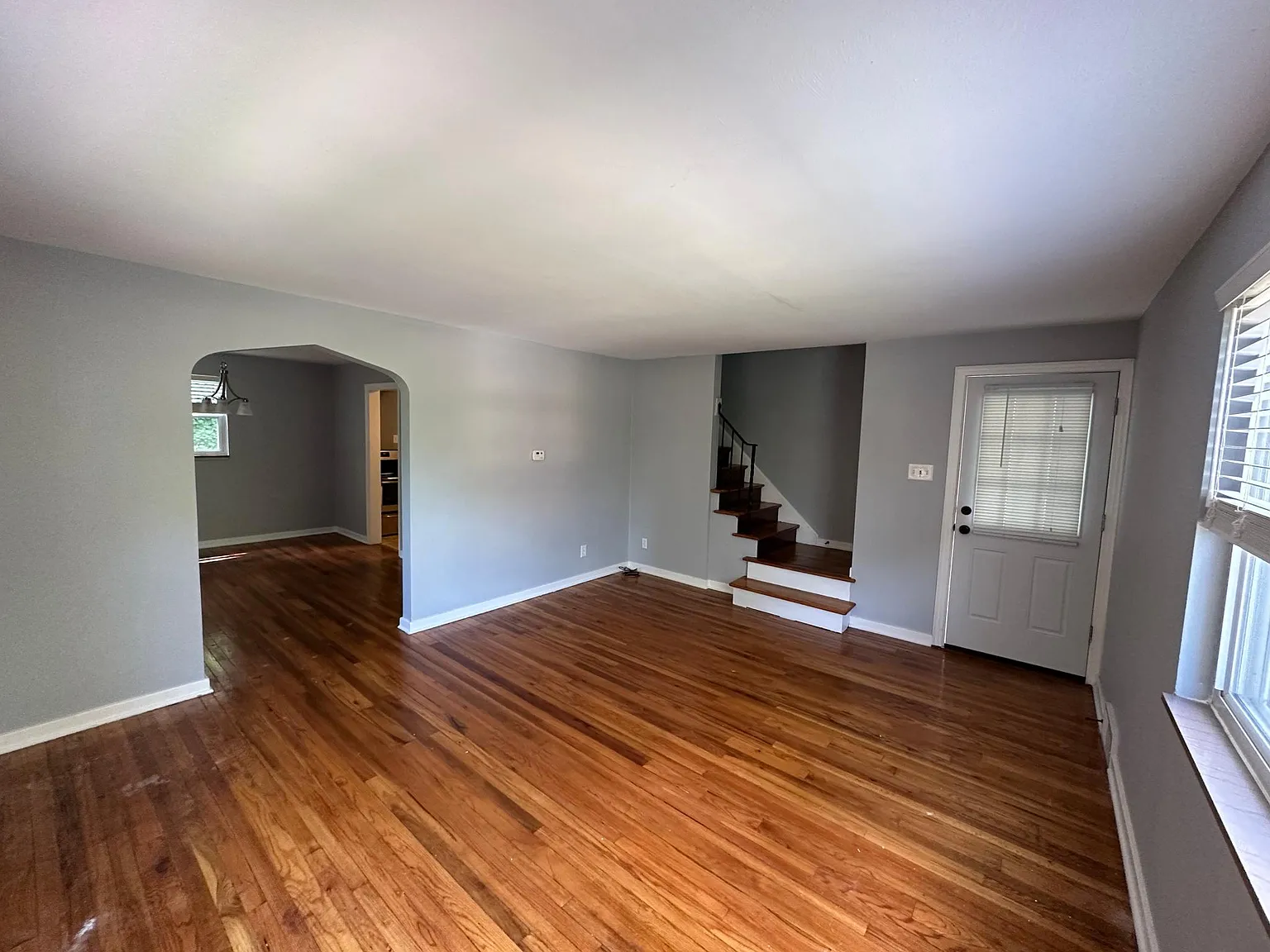 3 bed, 1200 sqft, $1,675 — Photo 2