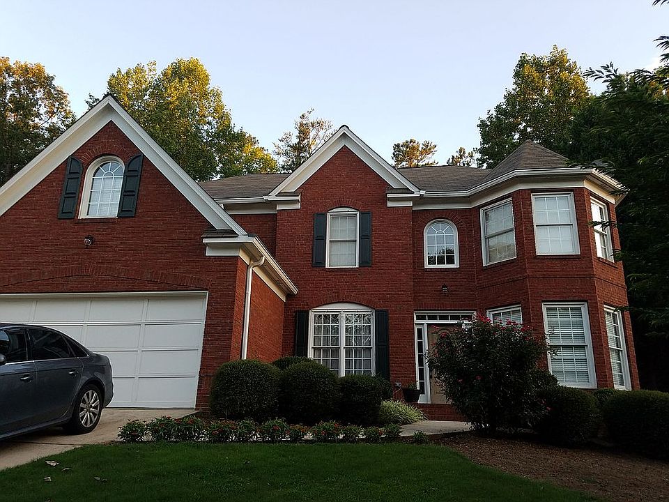 2nd image of 330 Park Creek Dr