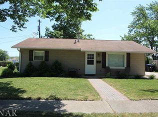 804 Mayflower Ave, Bloomington, IL