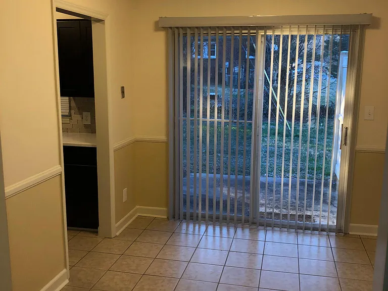 2255 W Clemmonsville Rd — Photo 8