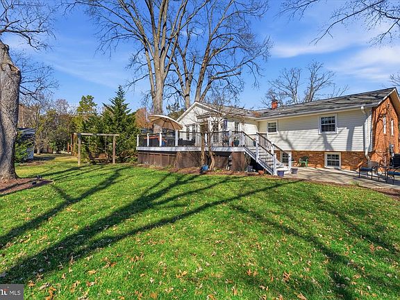 2nd image of 1133 Anesbury Ln