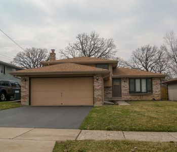 16134 Oak Ave, Oak Forest, IL, 60452