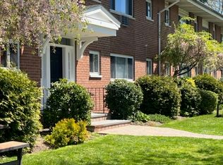 (Undisclosed Address), Pt Washington, NY 11050