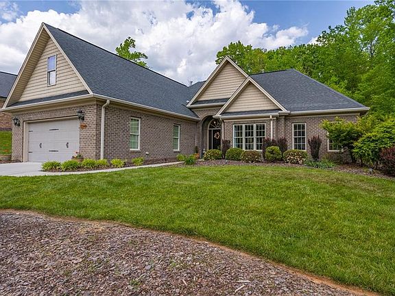 2nd image of 2244 Cambridge Oaks Dr