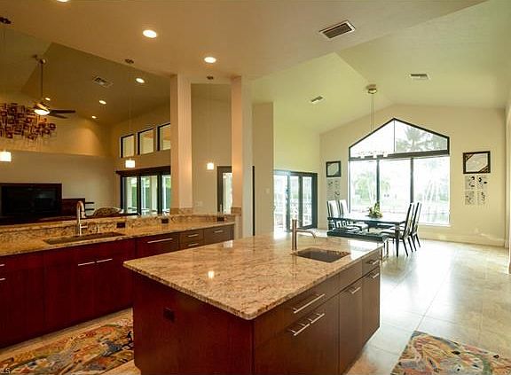 5th image of 580 Goldcoast Ct