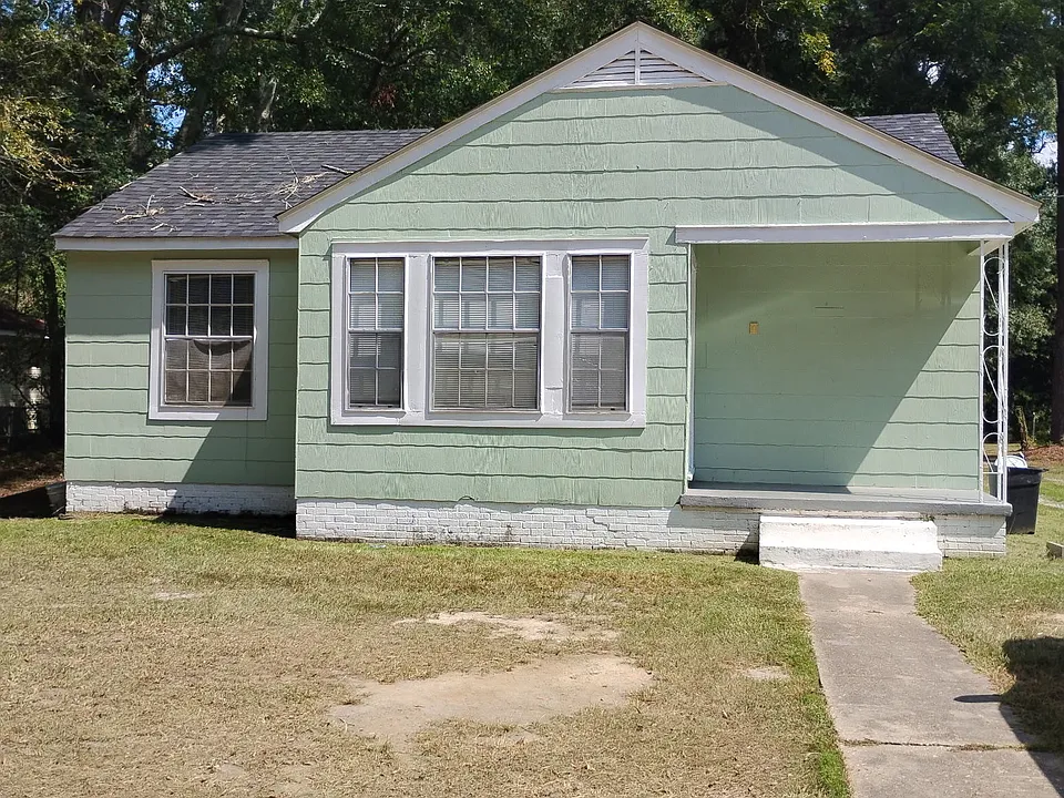 1106 Cherry St