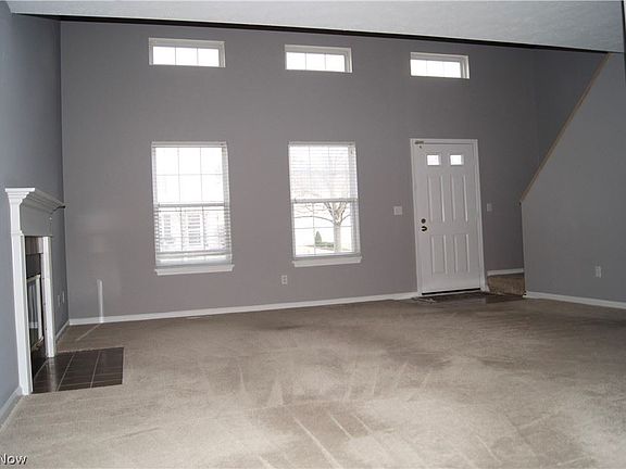 3rd image of 10253 Brighton Cir