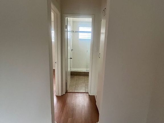 5th image of 4588-4592 Fountain Ave #27
