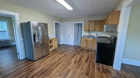 34 Maple St #2 — Photo 4