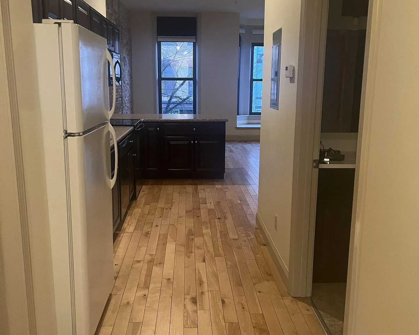 Studio, $1,800 — Photo 2
