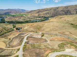 13 Margarets Way, Horseshoe Bend, ID 83629