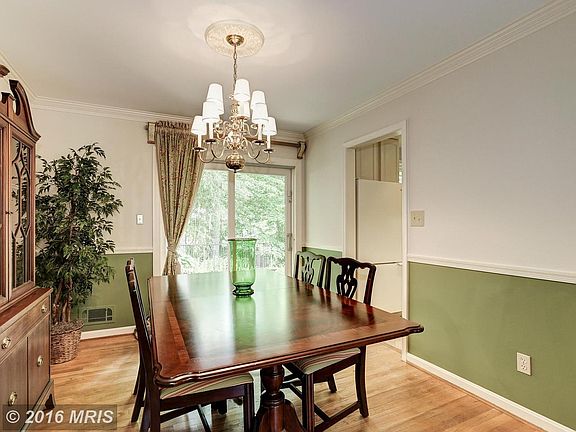 5th image of 8912 Braeburn Dr