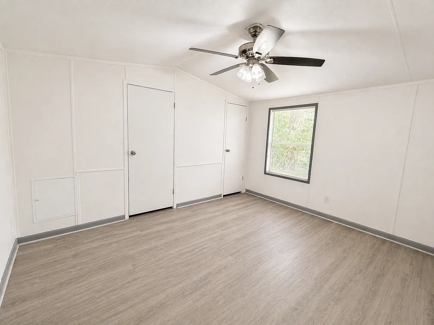 3 bed, 2.0 bath, $1,200 — Photo 4