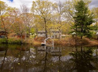 18 Jerome Pkwy, Griswold, CT 06351
