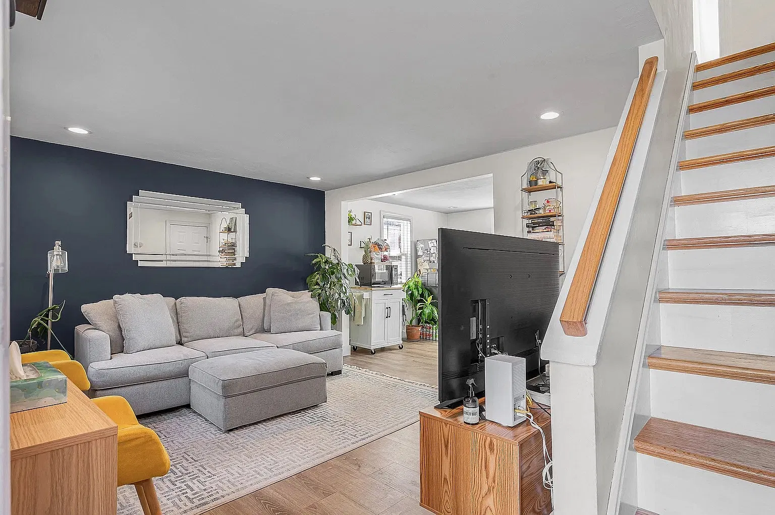 2 bed, 691 sqft, $2,895 — Photo 1