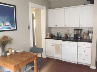 2131 W Wellington Ave #1R, Chicago, IL 60618