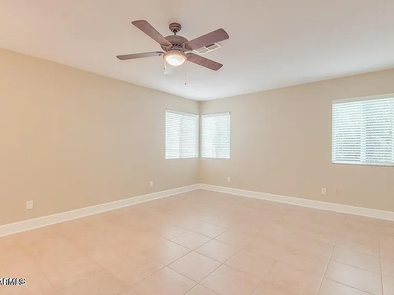 6808 E Sandra Ter — Photo 13