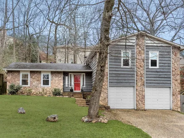1512 Stonehenge Pl, Little Rock, AR 72212