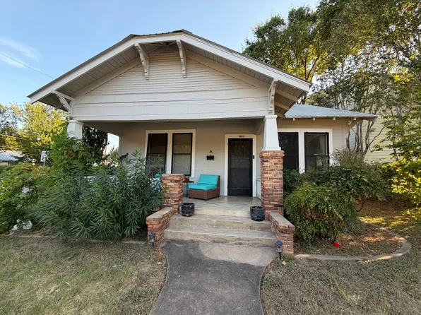 107 E 38th St #D, Austin, TX 78705