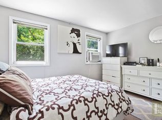 541 49th Ave, Long Island City, NY 11101