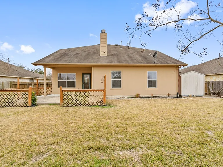 652 Dark Horse Ln — Photo 34