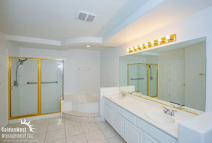 10761 Spruce Bough St — Photo 7