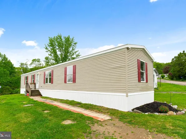 78 Country Terrace Ln, Bloomsburg, PA 17815