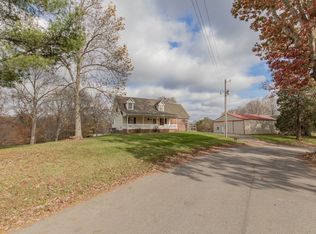 1224 Pee Dee Branch Rd, Cottontown, TN 37048