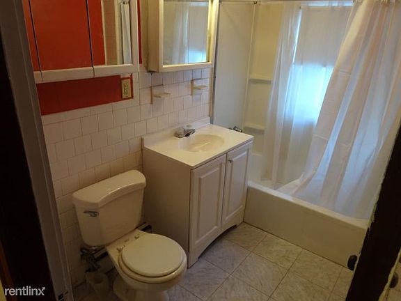 landlord_unit_photo_514810_2