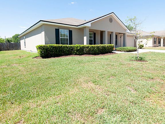 3rd image of 11258 Silver Key Dr