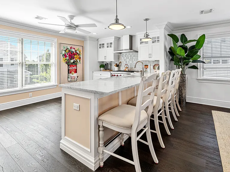 15 Village Green Dr — Photo 4