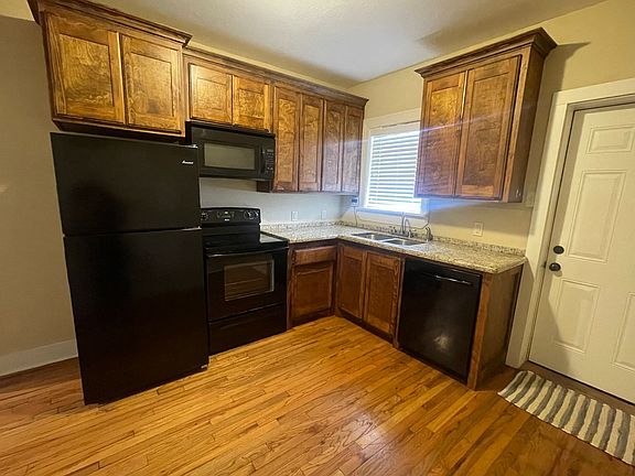 5th image of 222 Park Ave APT A