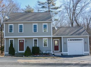 627 Monponsett St, Halifax, MA 02338