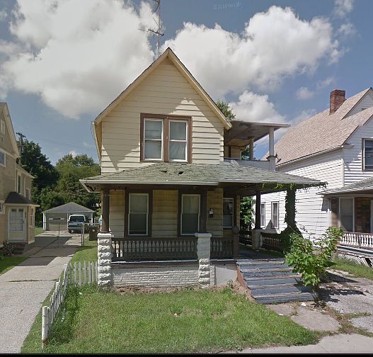 1st image of 1440 W 85th St