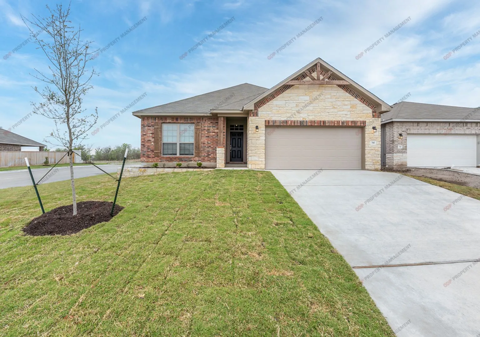 Large Home - 4 Bed- 2.5 Bath- Almost 2,000 SQFT - Temple ISD — Photo 1