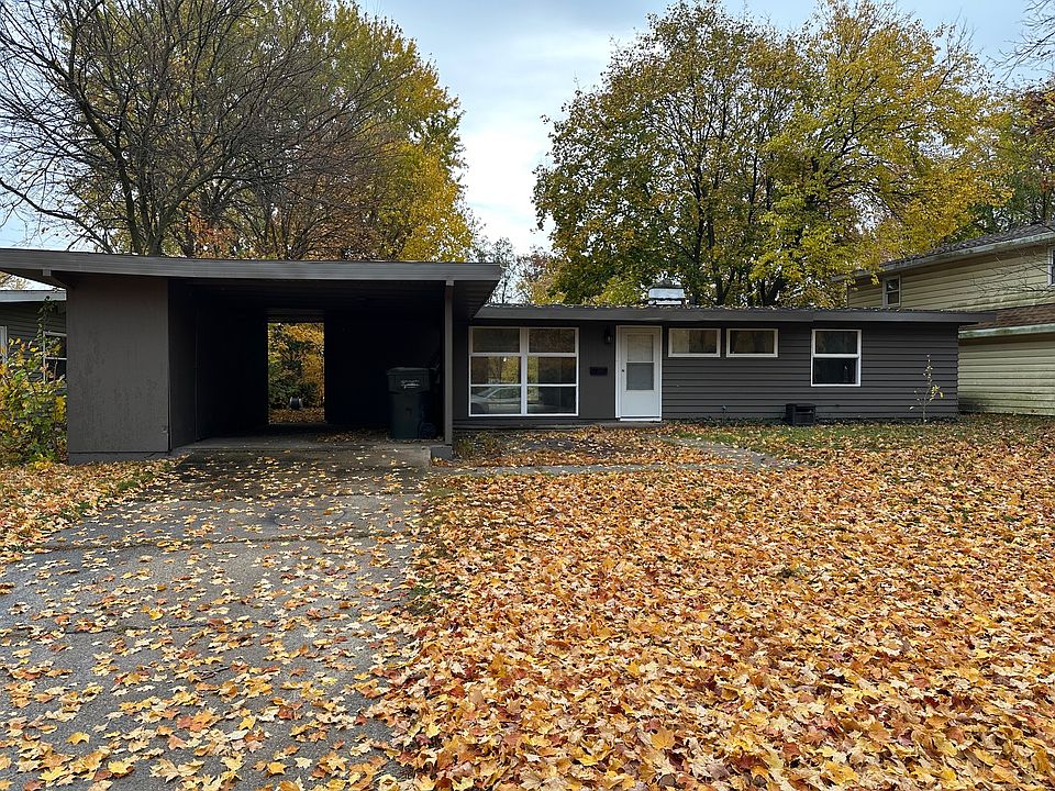 1st image of 740 Whitehall Dr