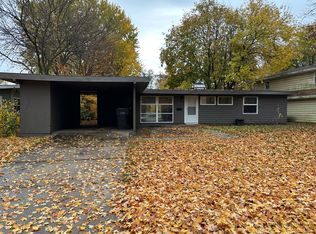 740 Whitehall Dr, South Bend, IN